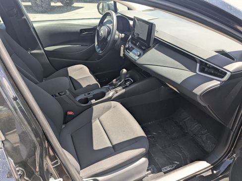 Used 2026 Toyota Corolla LE FWD image 33