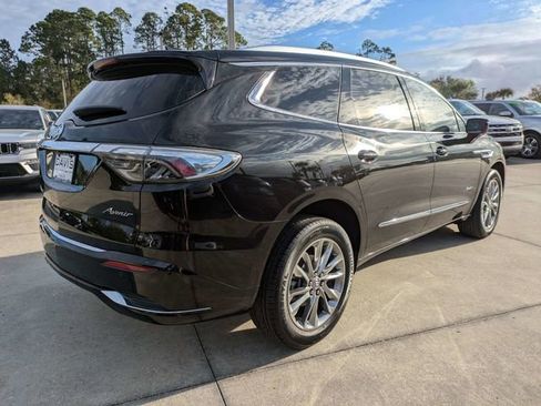 Used 2023 Buick Enclave Avenir FWD image 4