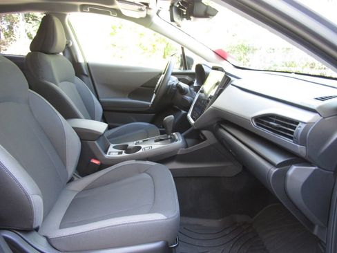 Used 2025 Subaru Crosstrek 2.5i Premium AWD/4WD image 18