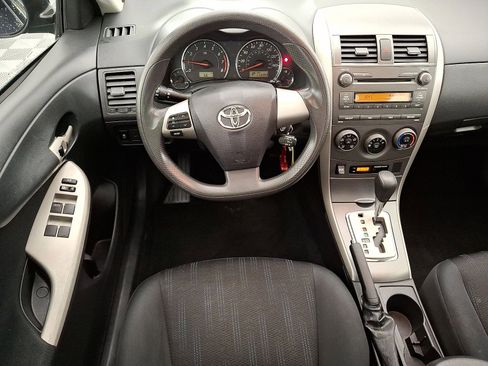 Used 2011 Toyota Corolla S image 18