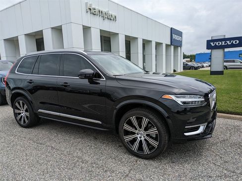 Certified 2023 Volvo XC90 T8 Plus w/ Protection Package Premier image 2