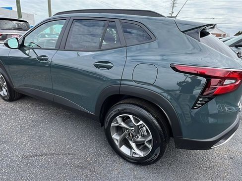 New 2026 Chevrolet Trax LT w/ LT Convenience Package image 7