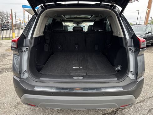 Used 2023 Nissan Rogue SV w/ SV Premium Package image 24