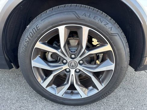 Used 2024 Acura MDX SH-AWD w/ Technology Package image 5