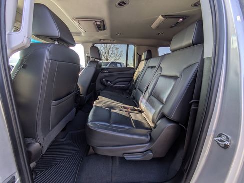 Used 2019 GMC Yukon XL SLT w/ Open Road Package image 32