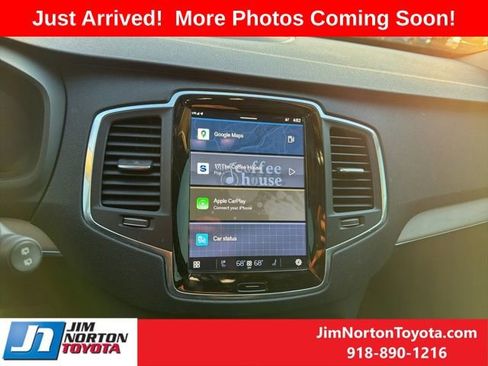 Used 2023 Volvo XC90 B5 Core w/ Protection Package Premier image 10
