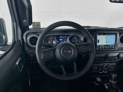 Used 2023 Jeep Wrangler Unlimited w/ Cold Weather Group AWD/4WD image 17