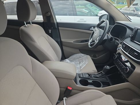 Used 2019 Hyundai Tucson Value FWD image 11