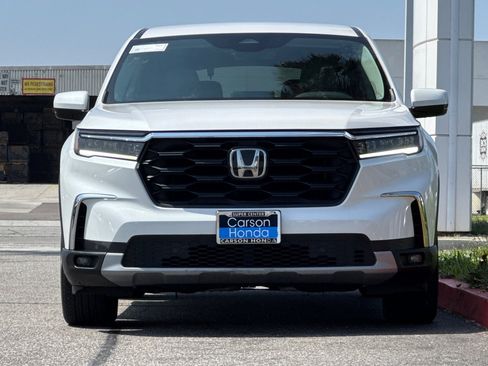 Certified 2024 Honda Pilot EX-L image 6