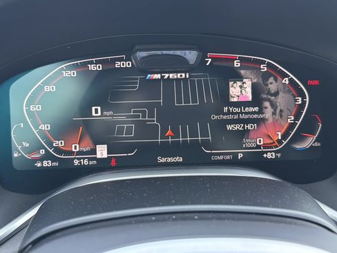 Used 2022 BMW M760i xDrive AWD/4WD image 39
