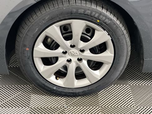 Used 2024 Toyota Corolla LE FWD image 6