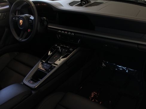 Certified 2026 Porsche 911 Carrera 4S AWD/4WD image 23
