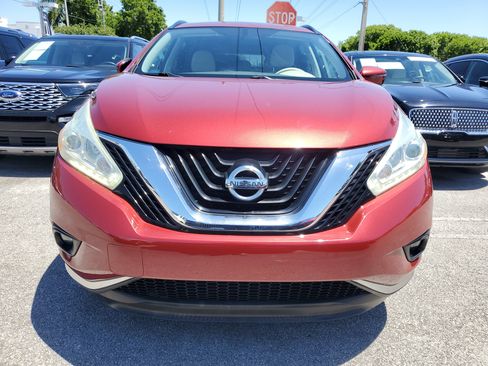 Used 2016 Nissan Murano SV image 2