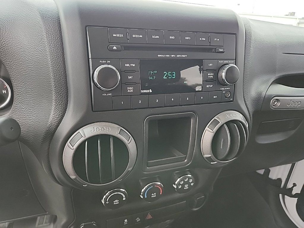 Used 2017 Jeep Wrangler Sport AWD/4WD image 19