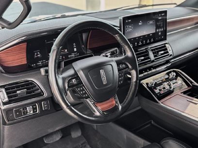 Used 2024 Lincoln Navigator L 4WD