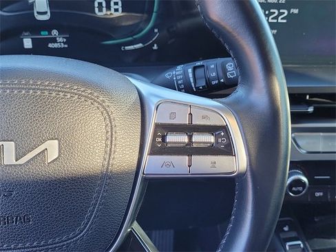 Used 2024 Kia Telluride S image 27