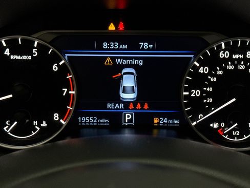 Used 2024 Nissan Altima 2.5 SR w/ SR Premium Package AWD/4WD image 13