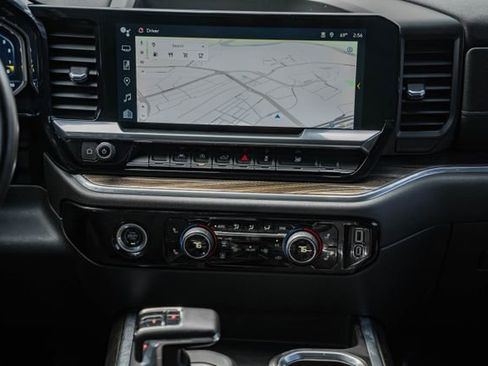 Used 2023 Chevrolet Silverado 1500 LT image 22