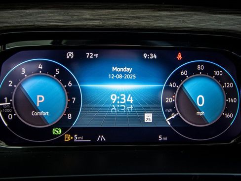 New 2026 Volkswagen Atlas SEL Premium R-Line image 37