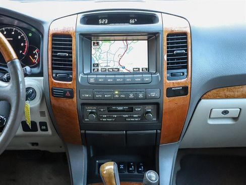 Used 2006 Lexus GX 470 image 18