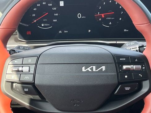 New 2026 Kia Sportage SX image 25