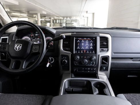 Used 2018 RAM 2500 Big Horn AWD/4WD image 14