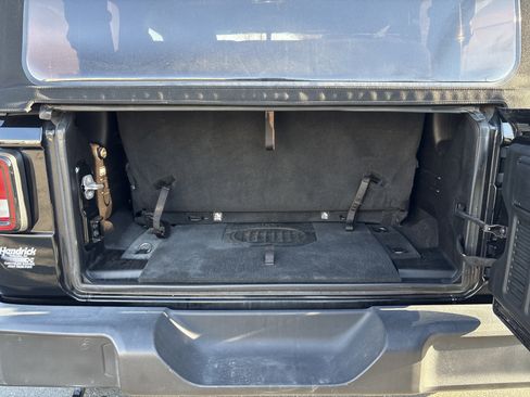 Certified 2023 Jeep Wrangler Sport S image 33