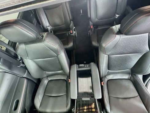 Certified 2026 Toyota Sienna XSE FWD image 23