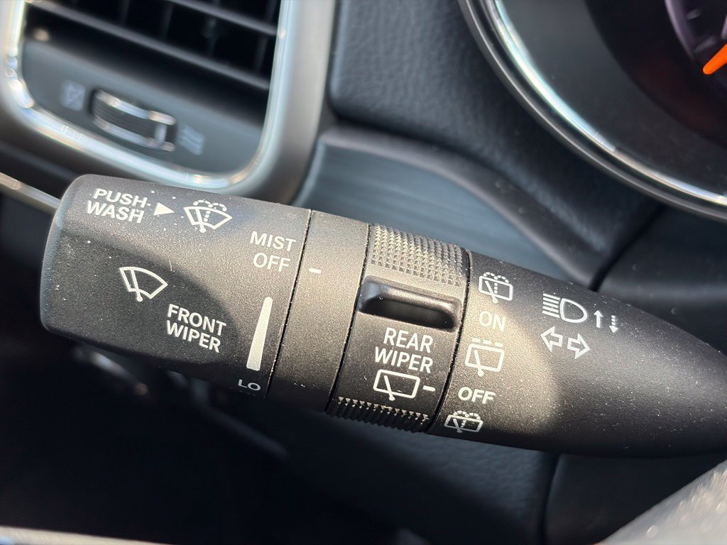Used 2020 Jeep Grand Cherokee Limited AWD/4WD image 27