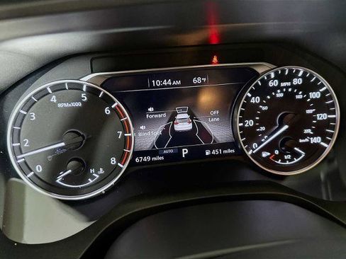 Certified 2025 Nissan Rogue S image 10