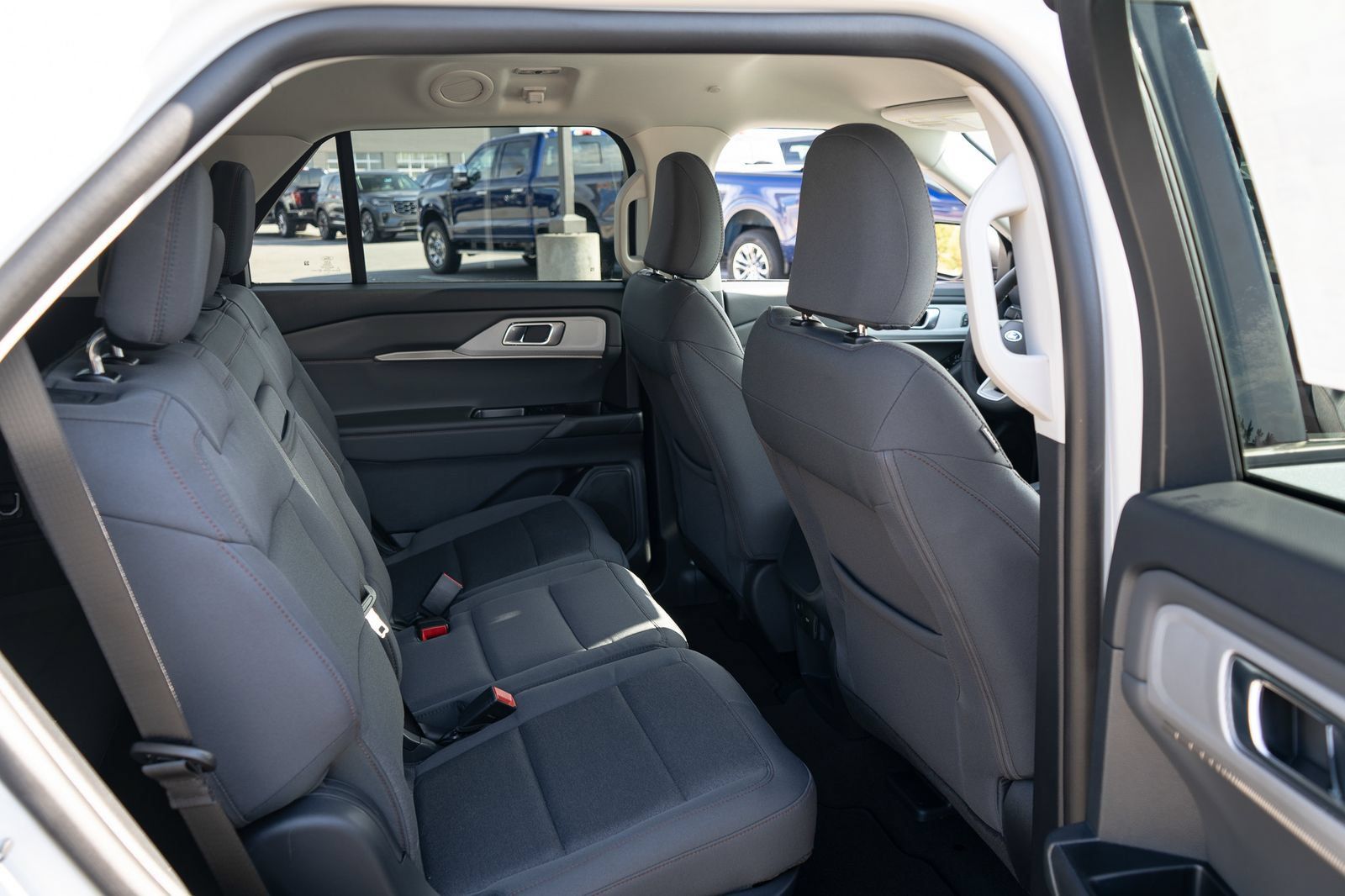 New 2026 Ford Explorer Active RWD image 21