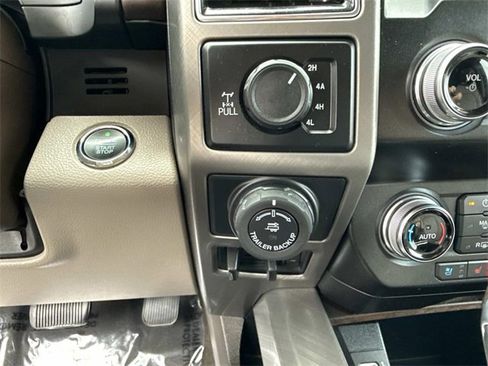 Used 2019 Ford F150 Limited w/ Trailer Tow Package image 24