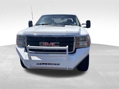 Used 2011 GMC Sierra 3500 W/T AWD/4WD image 4