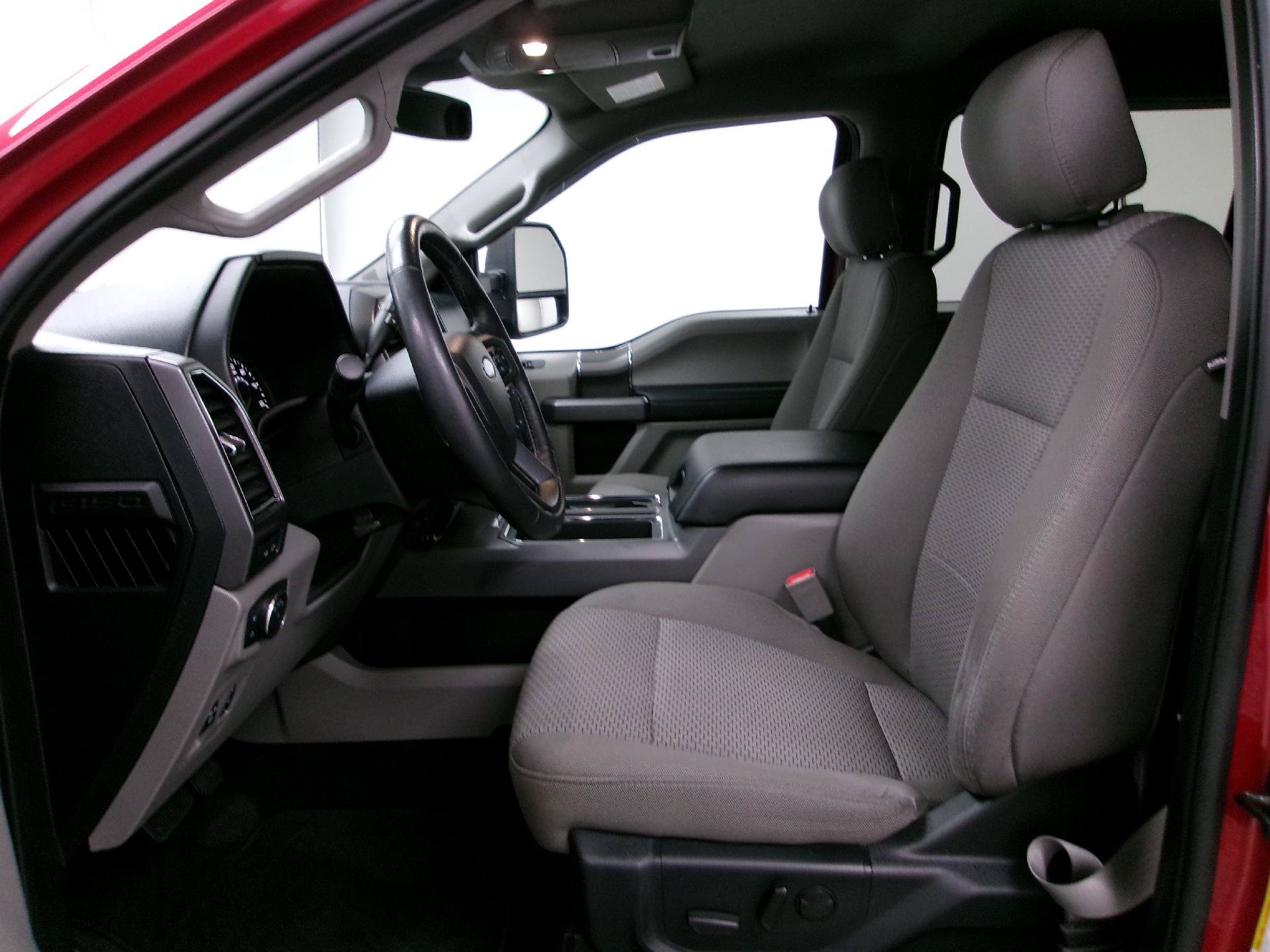Used 2020 Ford F150 XLT w/ Equipment Group 302A Luxury AWD/4WD image 9