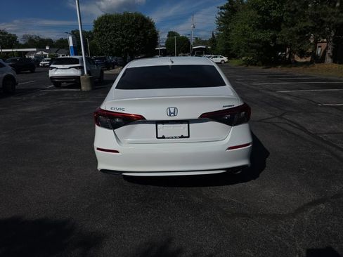 Certified 2024 Honda Civic Sport image 6
