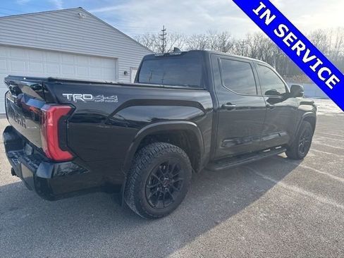 Used 2024 Toyota Tundra Platinum image 3