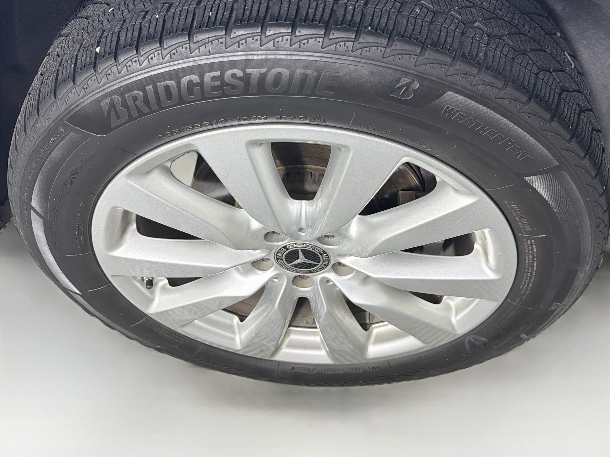 Used 2021 Mercedes-Benz GLC 300 4MATIC w/ Premium Package image 11