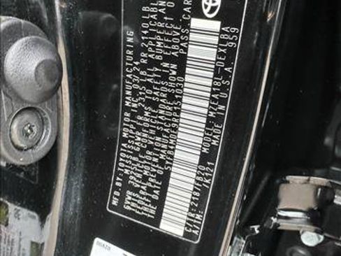 Used 2024 Toyota Corolla LE image 22