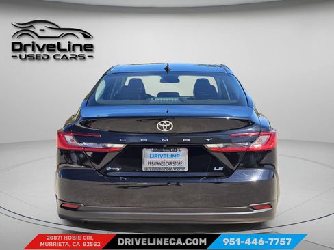 Used 2025 Toyota Camry LE image 3