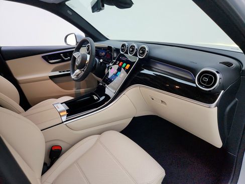 New 2026 Mercedes-Benz GLC 300 image 18