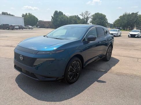 Used 2026 Nissan Murano Platinum AWD/4WD image 2