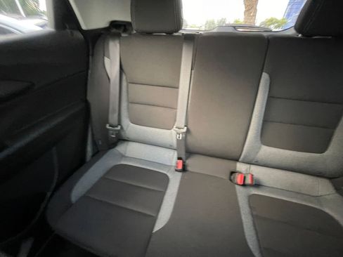 Used 2025 Chevrolet TrailBlazer LT image 39