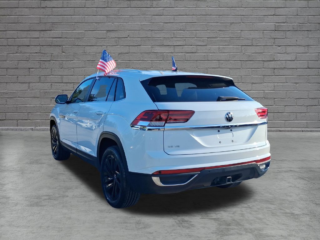 Used 2023 Volkswagen Atlas Cross Sport SE w/ Black Wheel Package FWD image 7