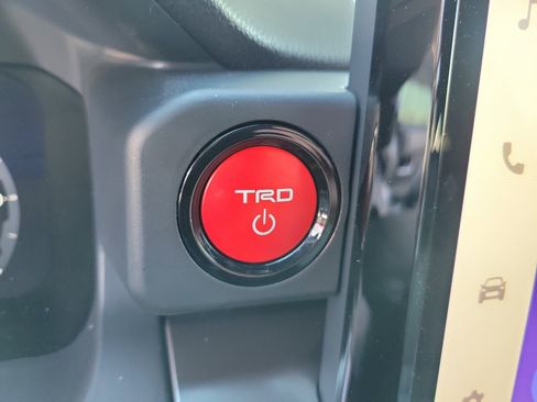 New 2026 Toyota Tacoma TRD Off-Road w/ TRD Off Road Upgrade Package AWD/4WD image 20