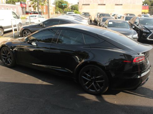 Used 2022 Tesla Model S Plaid AWD/4WD image 7