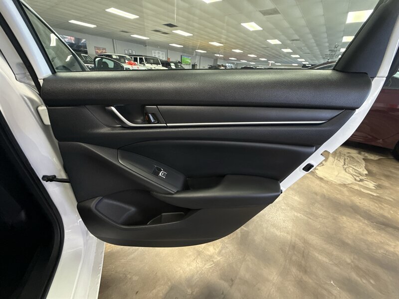 Used 2018 Honda Accord LX image 24