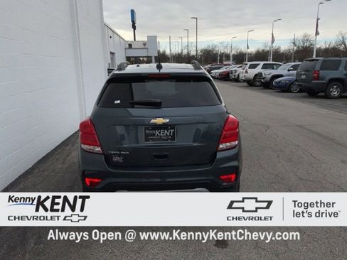 Used 2021 Chevrolet Trax LT image 6