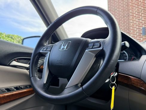 Used 2012 Honda Accord EX-L image 10