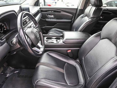 Certified 2024 Honda Pilot EX-L image 17