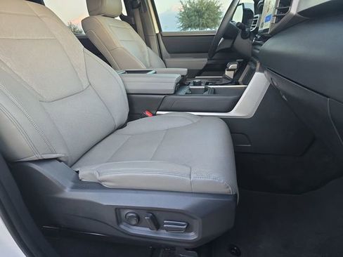 Used 2025 Toyota Tundra Limited image 10